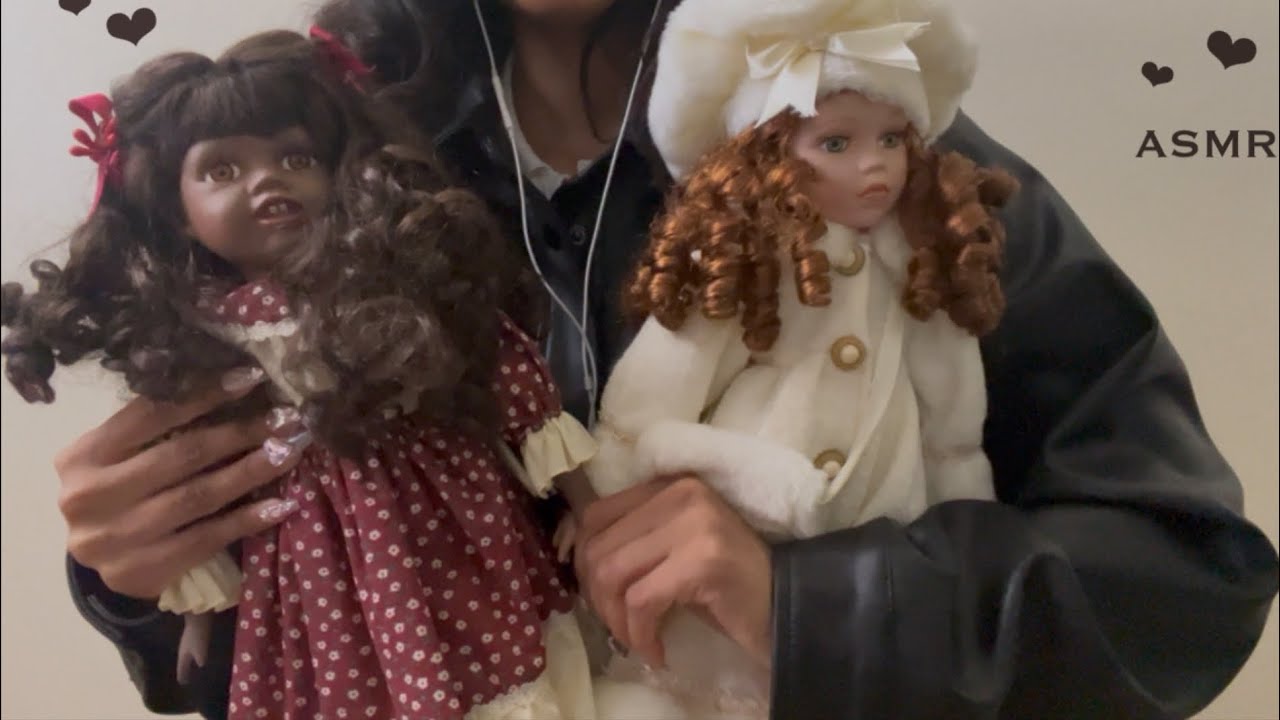 ASMR ⟡Unboxing Dolls (tapping & scratching)