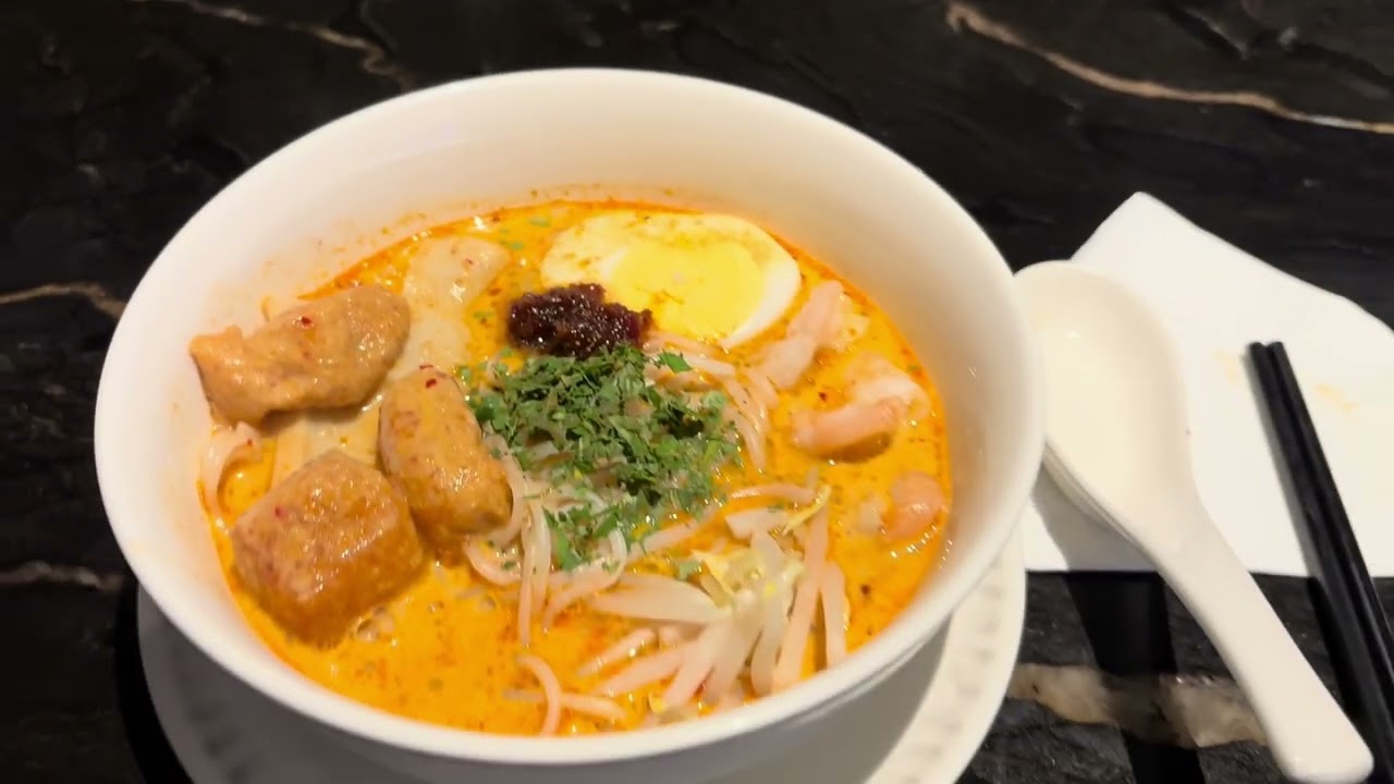 Singapore Airlines Business Class &bull; Silver Kris Lounge, Bangkok Airport &bull; SQ 711 10 August BKK-SIN
