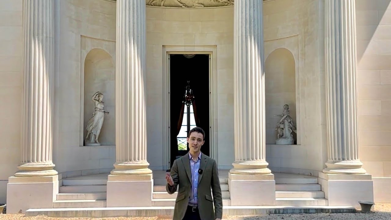 King's Mistress' Château: Pavillon de Musique de la Comtesse du Barry à Louveciennes!