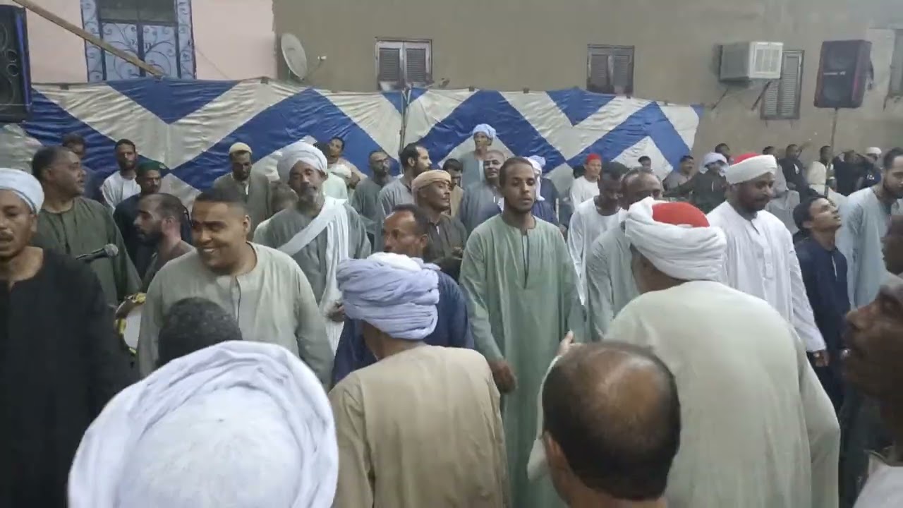 الشيخ محمد الدلال دعني لقد ملك الغرام اعنتي من ليله الشيخ شاذلي الفخراني ادفو الفخرانيه