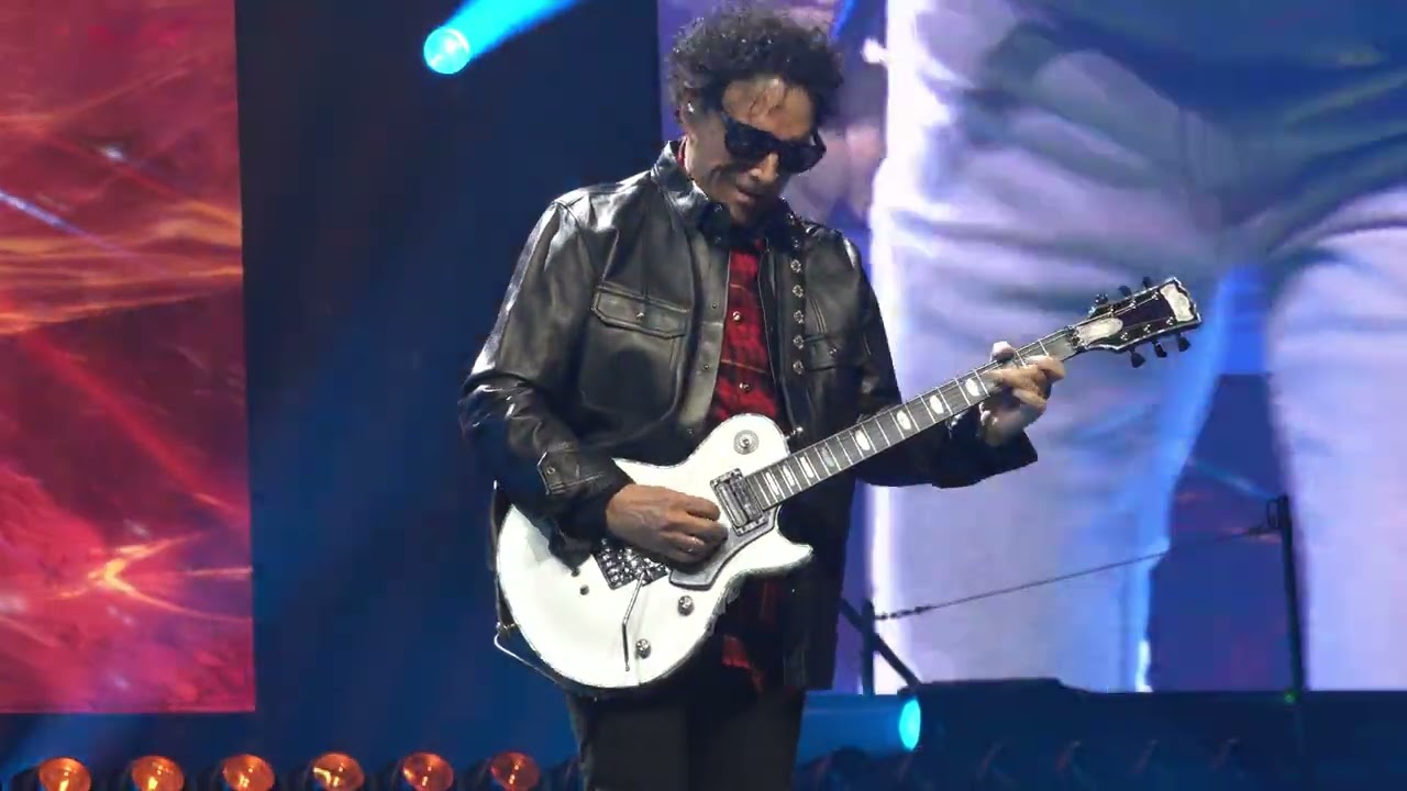 JOURNEY PPG Paints Arena Pittsburgh PA March 2, 2026 - Anyway You Want It / Stone In Love