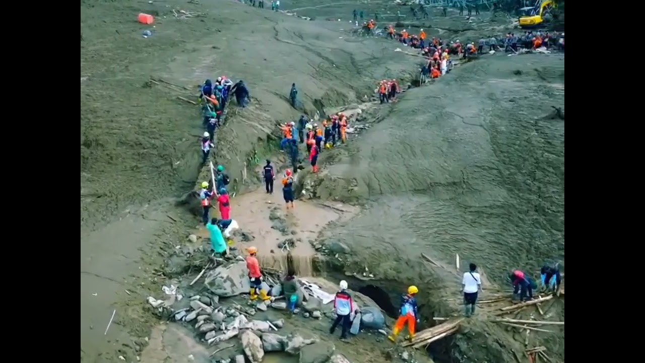 sebelum dan sesudah juga awal mula longsor pasir kuning pasirlangu bandung barat