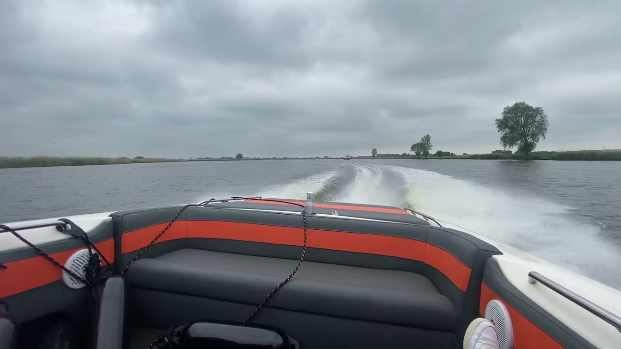 Correct Craft Barefoot Nautique 7,4 L V8 454 BigBlock 50 mph