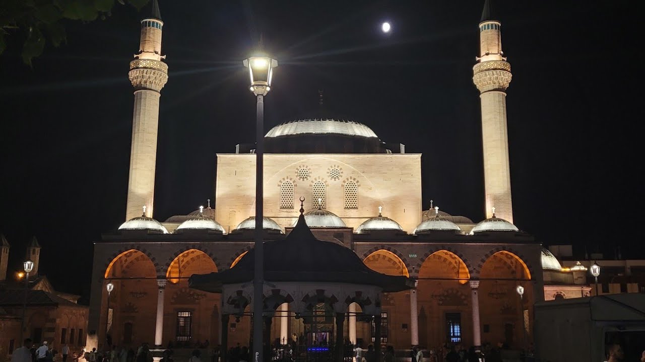 Konya Sultan Selim Camii'nde tatlı bir Yatsı Ezanı ➡️ Hicaz [29.07.2023]