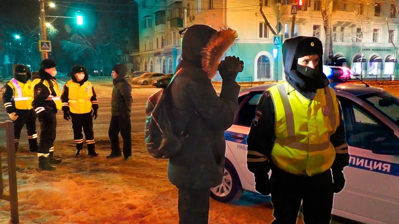 Что делать если ДПС ворвались в машину / Решала от полиции облажался на камеру