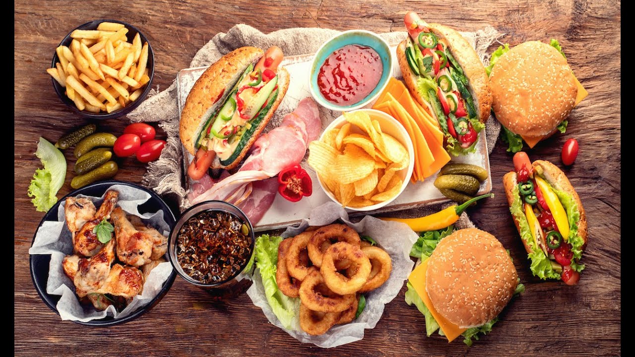 Top 5 Most Iconic American Foods You NEED to Try! 🍔🍪🇺🇸