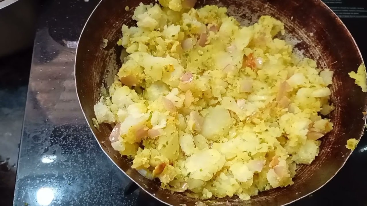 🥔 ಪರ್ಫೆಕ್ಟ್ ಆಲೂ ಪರೋಠಾ ರೆಸಿಪಿ (Aloo Paratha Recipe)   ಕನ್ನಡದಲ್ಲಿ 