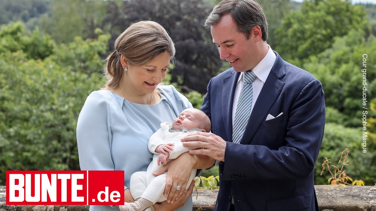 Stéphanie & Guillaume von Luxemburg - Große Emotionen: Wie sie Charles ansehen vermittelt Liebe pur!