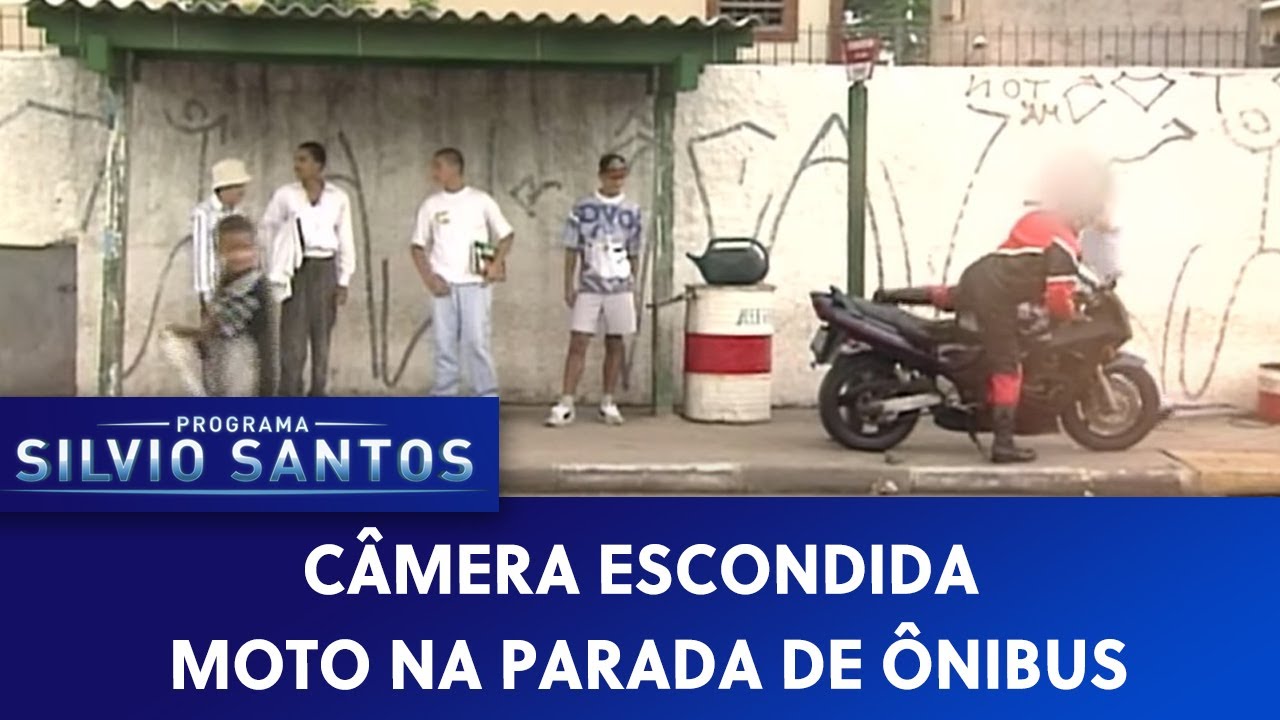 Moto na Parada de Ônibus | Câmeras Escondidas (18/07/21)