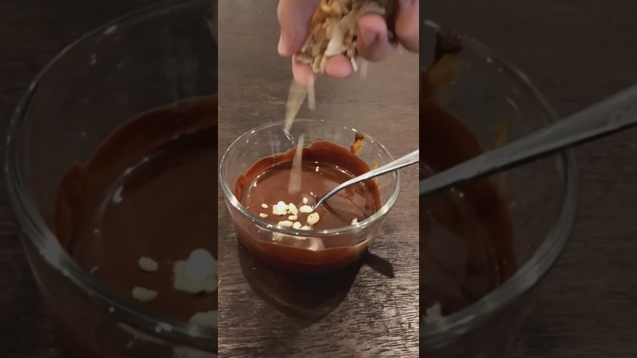 making a homemade Crunch bar