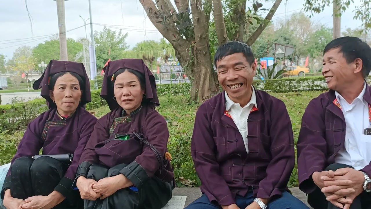 Giao lưu hát shi chợ phiên Lạng Sơn 