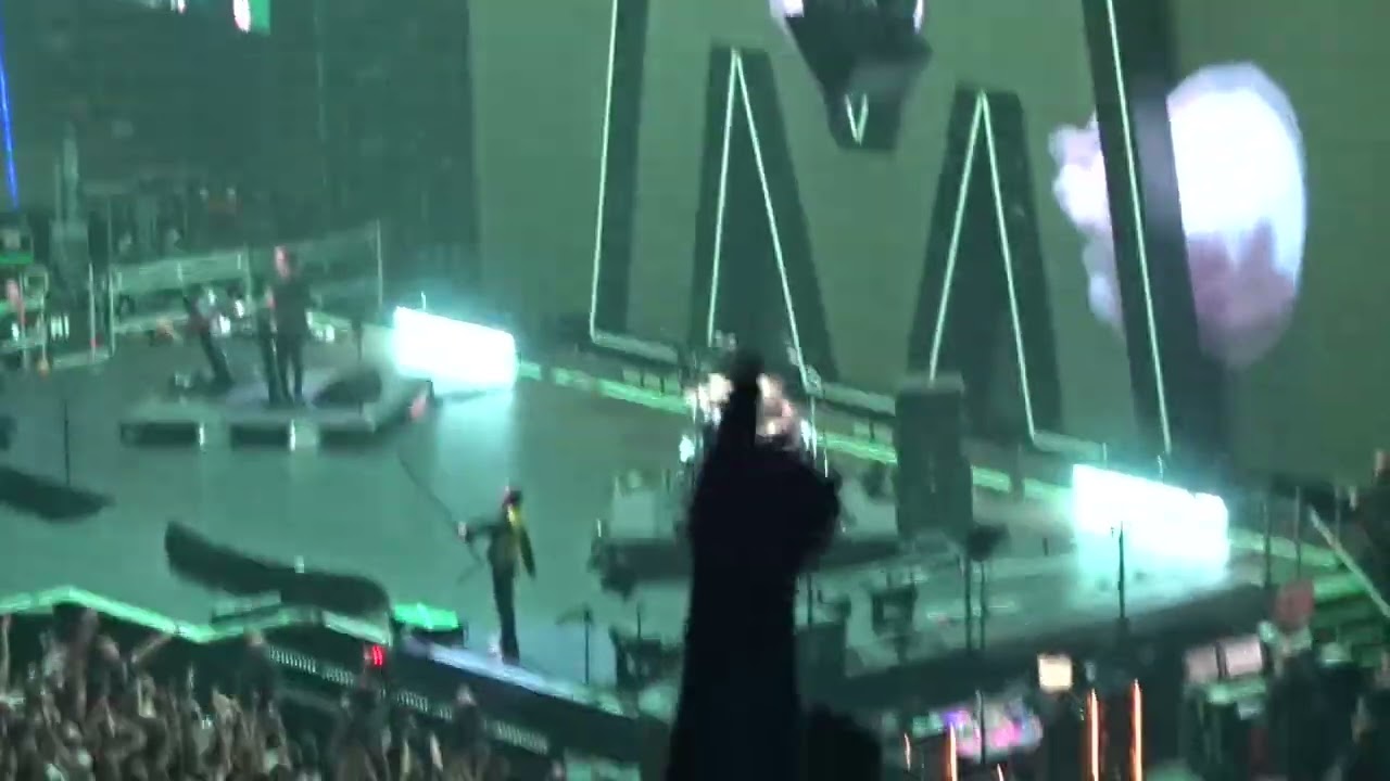 DEPECHE MODE - Everything counts - live Łódź 27.02.2024