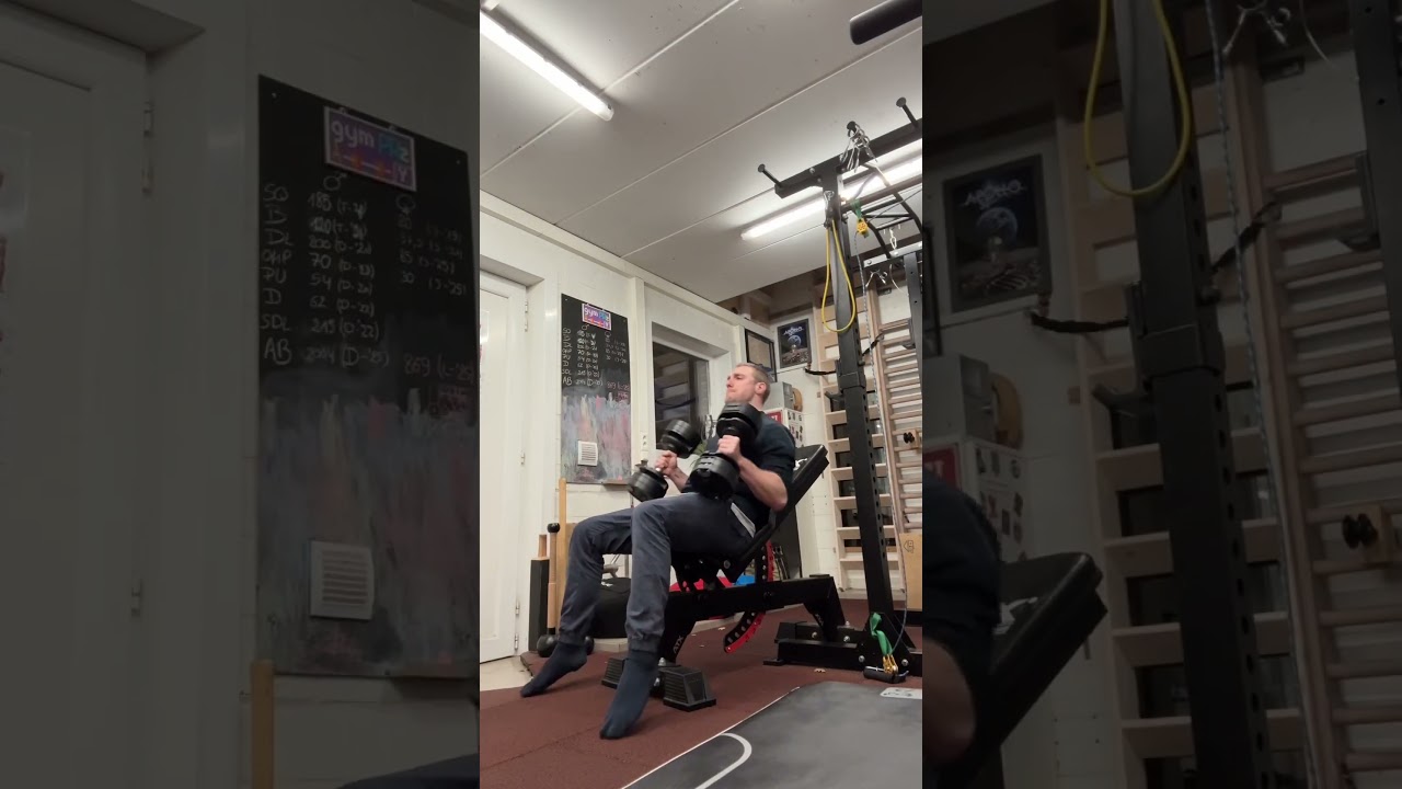 The dumbbells switch FAST! 🚄 