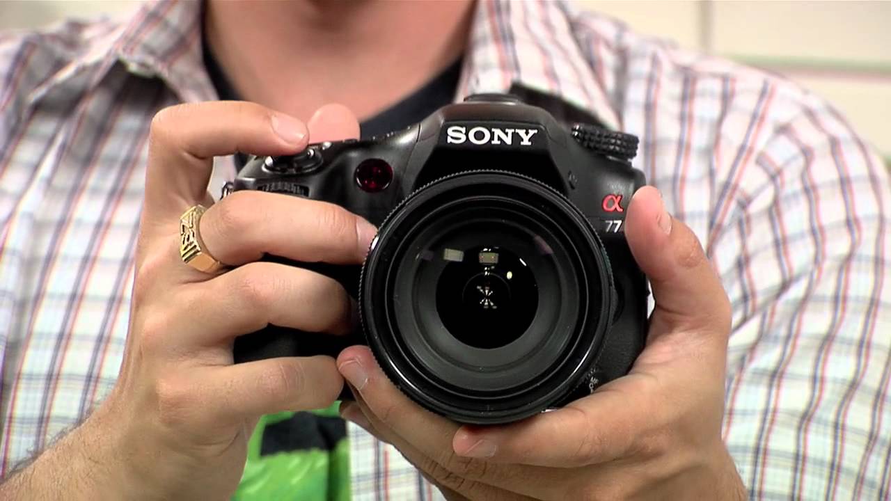 Sneak Peek! NEW Sony a77 DSLR Camera & Kit Lens (Demo)