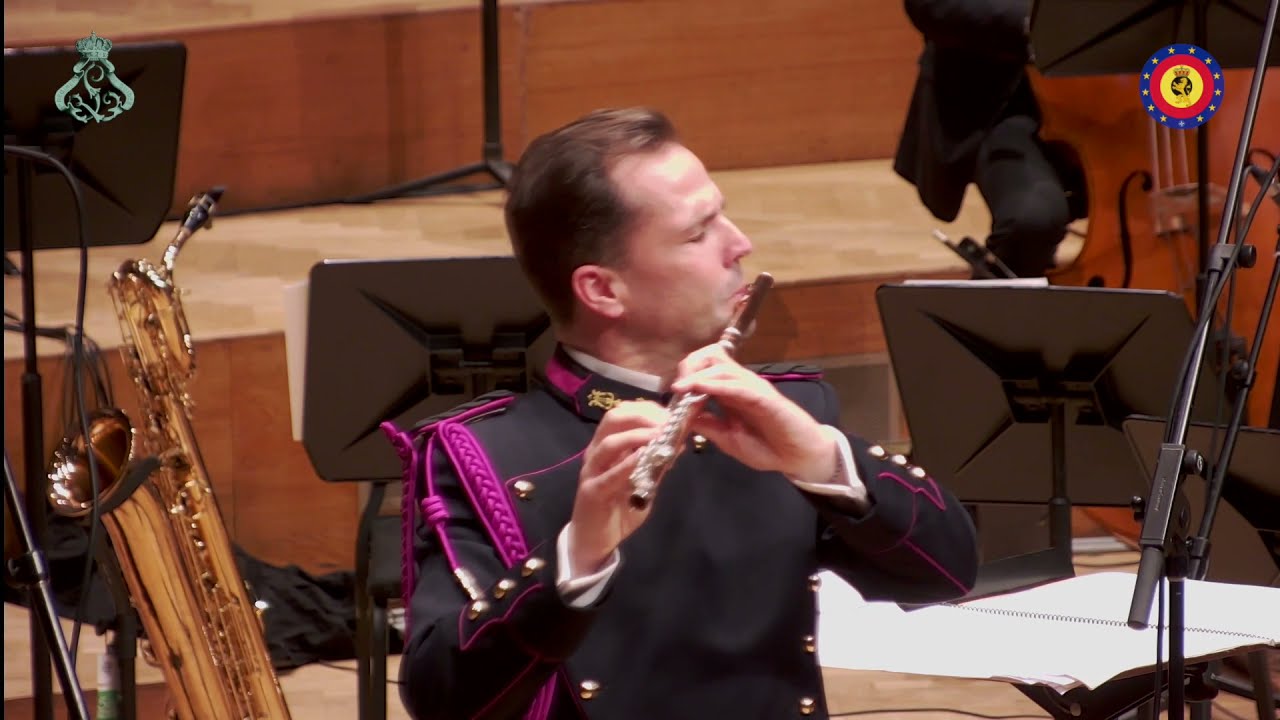 A. Piazzolla: Libertango / D. Brossé / Flute: Y. Segers · Royal Symphonic Band of the Belgian Guides