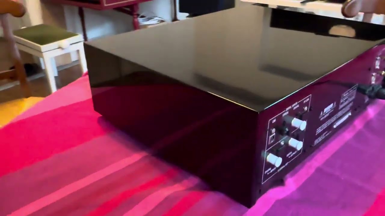 Accuphase DP720
