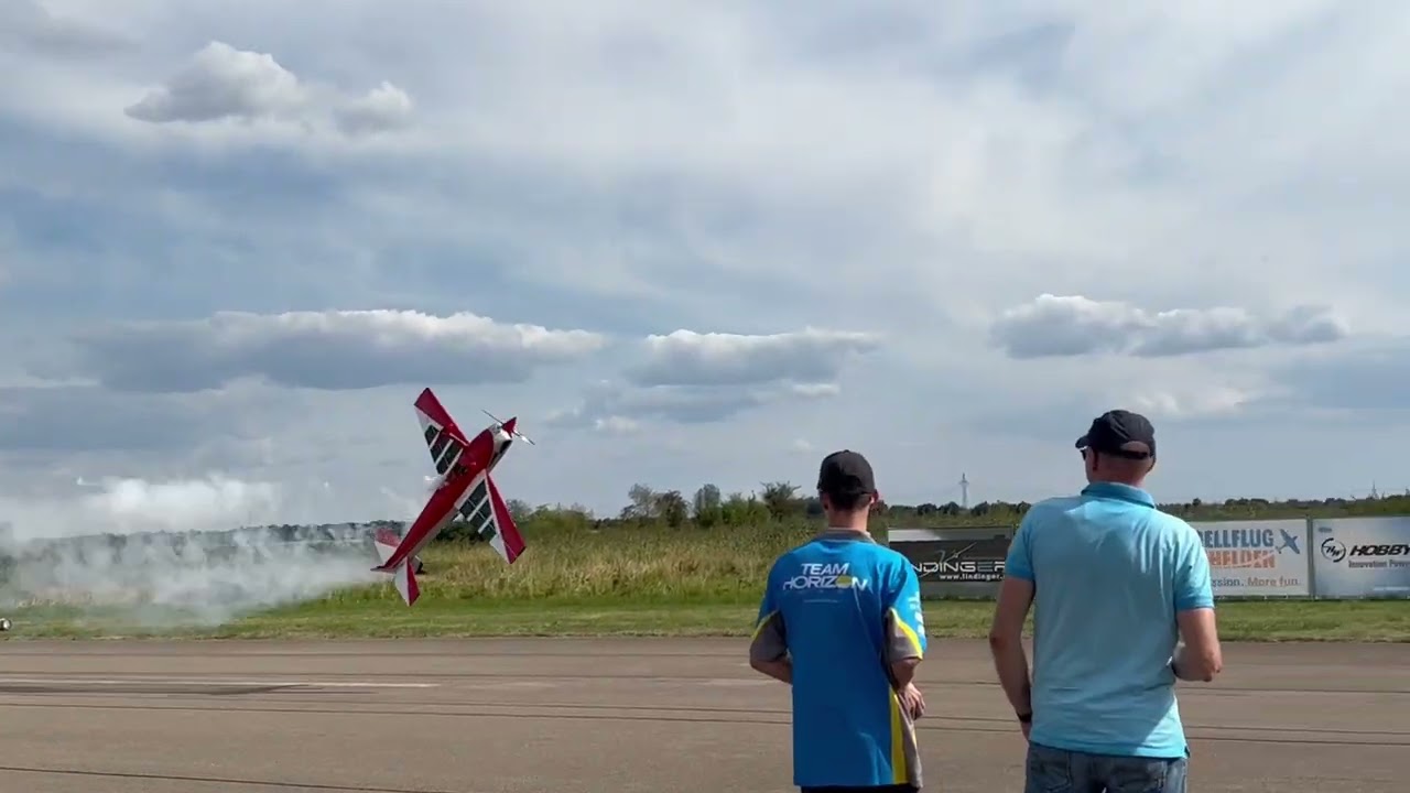 Airmeet 2022 - Showflight by Jan Gerdes