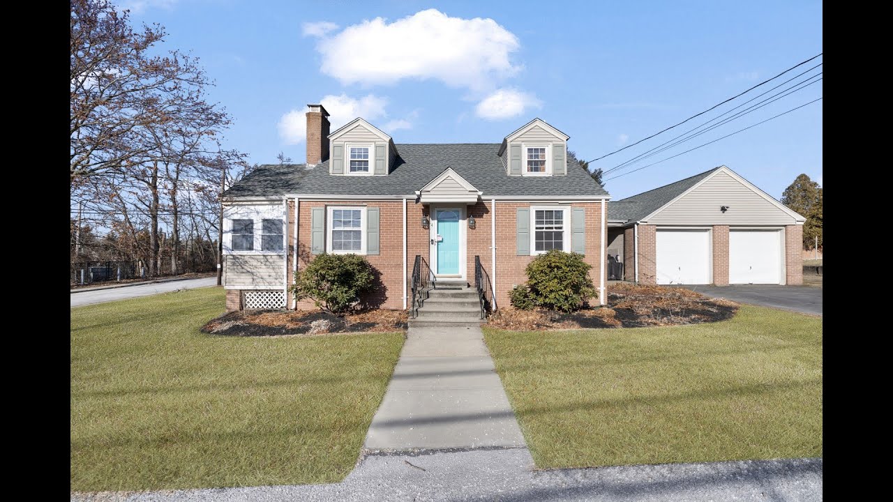 4 Marshall Ave Cumberland, RI | ColdwellBankerHomes.com