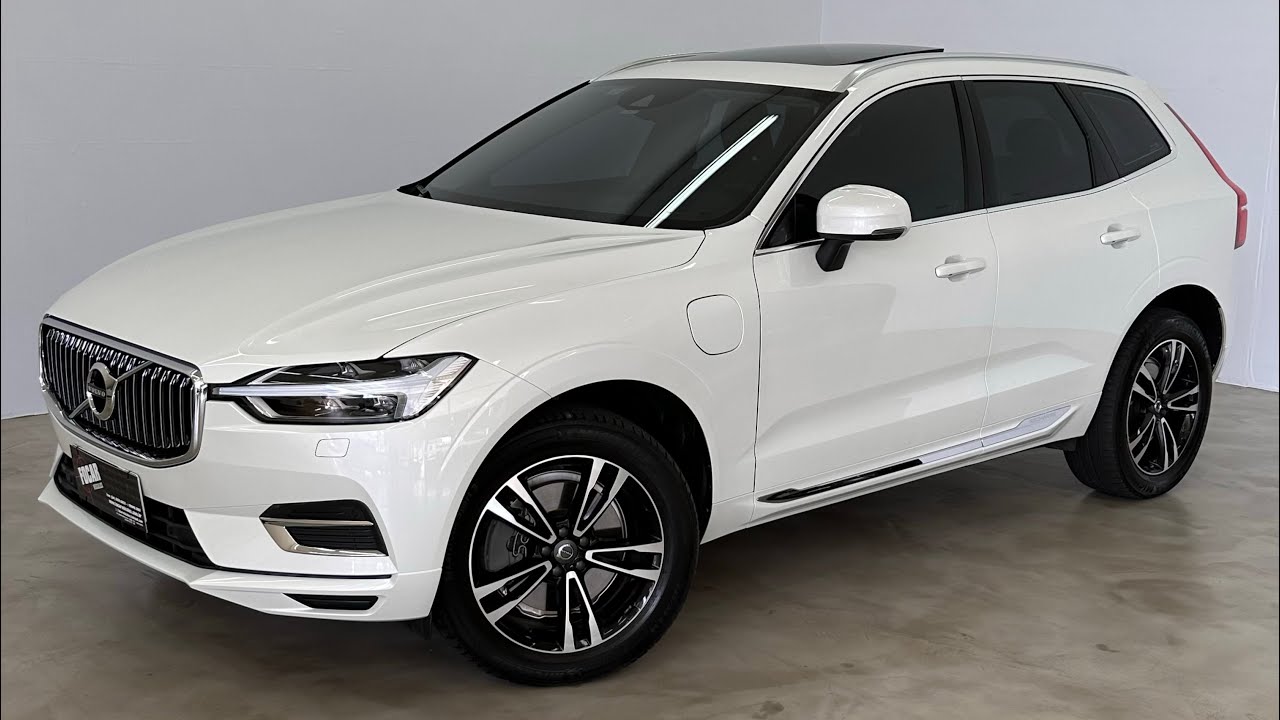 Volvo XC60 2.0 Momentum Hybrid - 2021