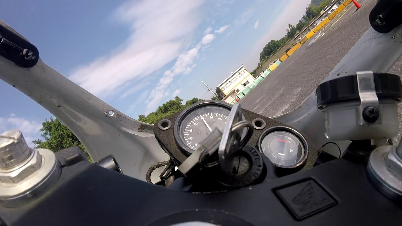 本庄サーキット 45.936 CBR250R