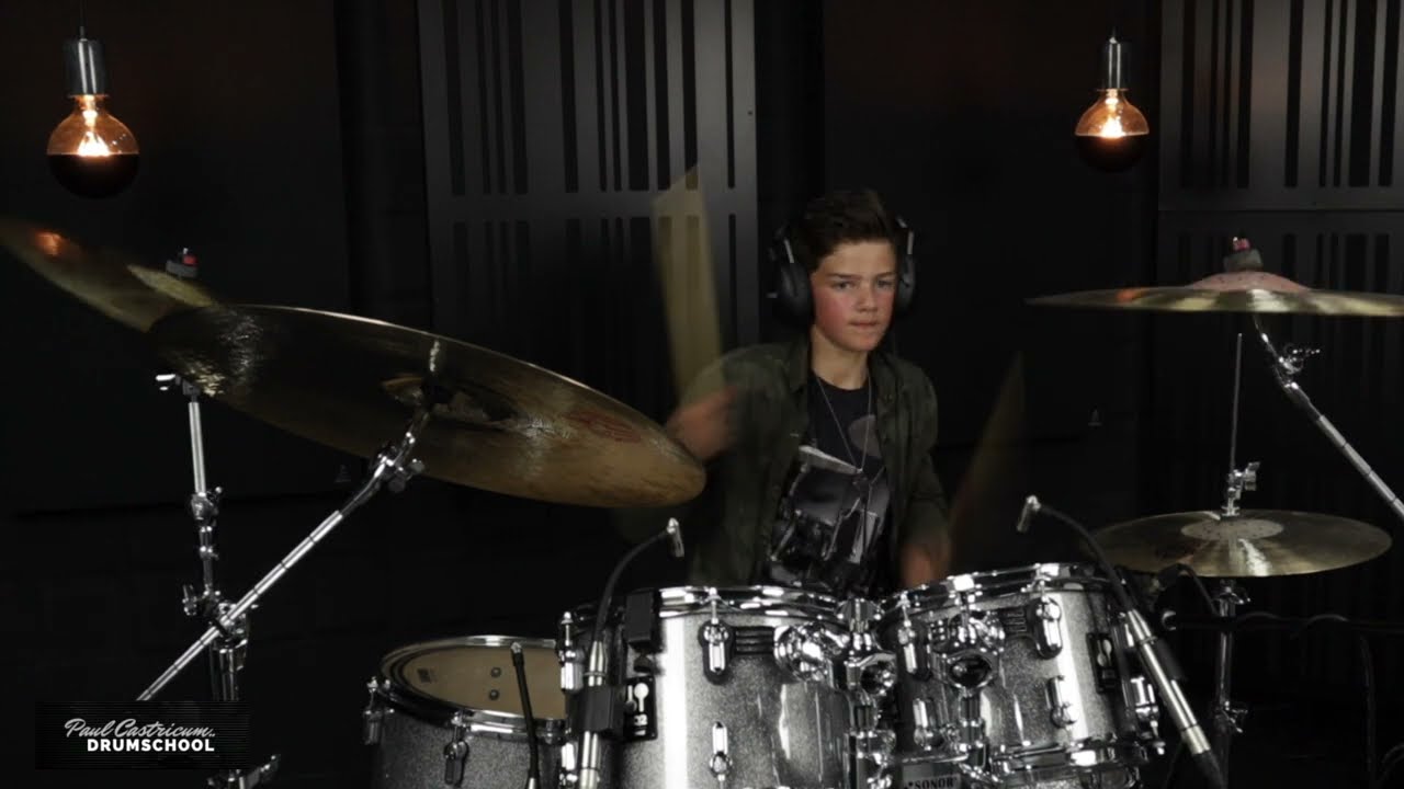 Dave YouTube Studio 2022 - Hold the line