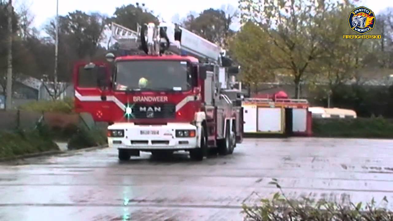 Brandweer Beveren - Vertrek naar brand / ontploffing | 13-11-2010