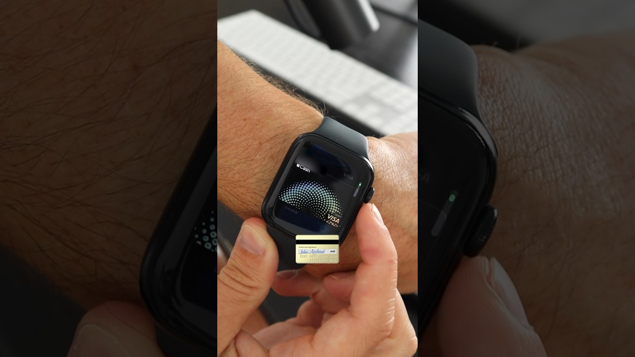 Как использовать Apple Pay на Apple Watch! #шорты