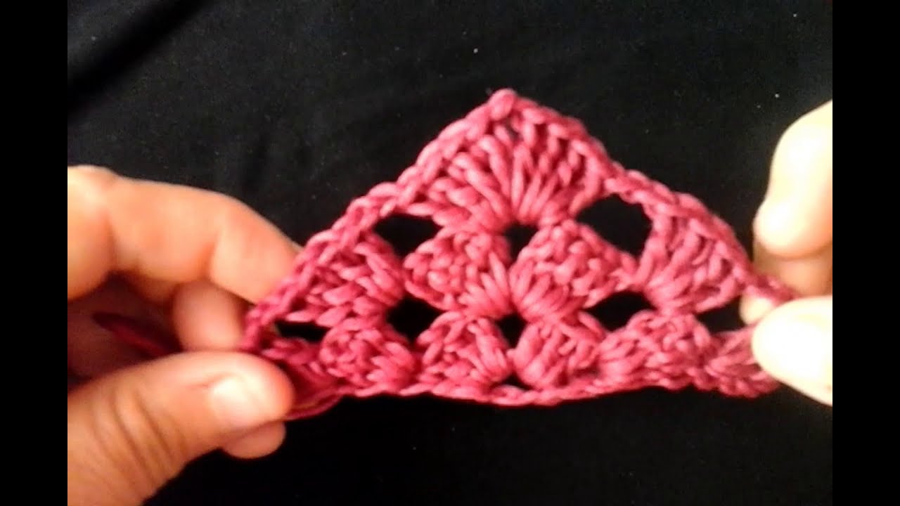 CROCHETpuntada para capa triangular facil  tejida a ganchillo Nancy Magno