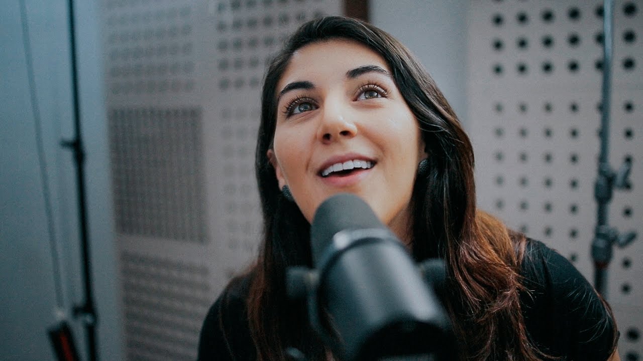 Llueve - Daniela Vargas - La Vi&ntilde;a Escaz&uacute;