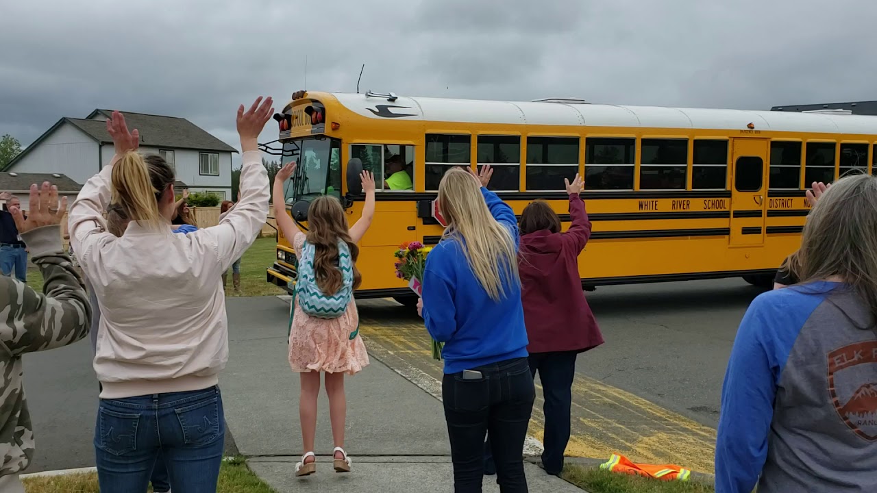 Elk Ridge Elementary Last Day of School Bus send-off