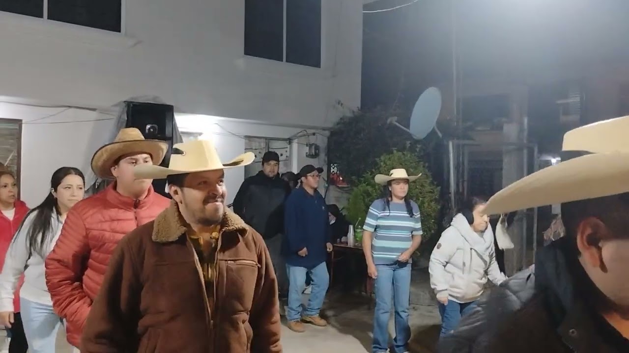 El pato danza de los arrieros de capulhuac dé Mirá fuentes ensayo para el carnaval 2026