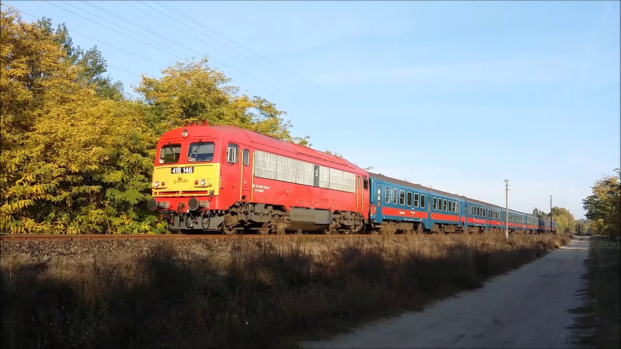 Cs&ouml;rgős k&uuml;l&ouml;nvonat a 142-es vonal als&oacute; szakasz&aacute;n