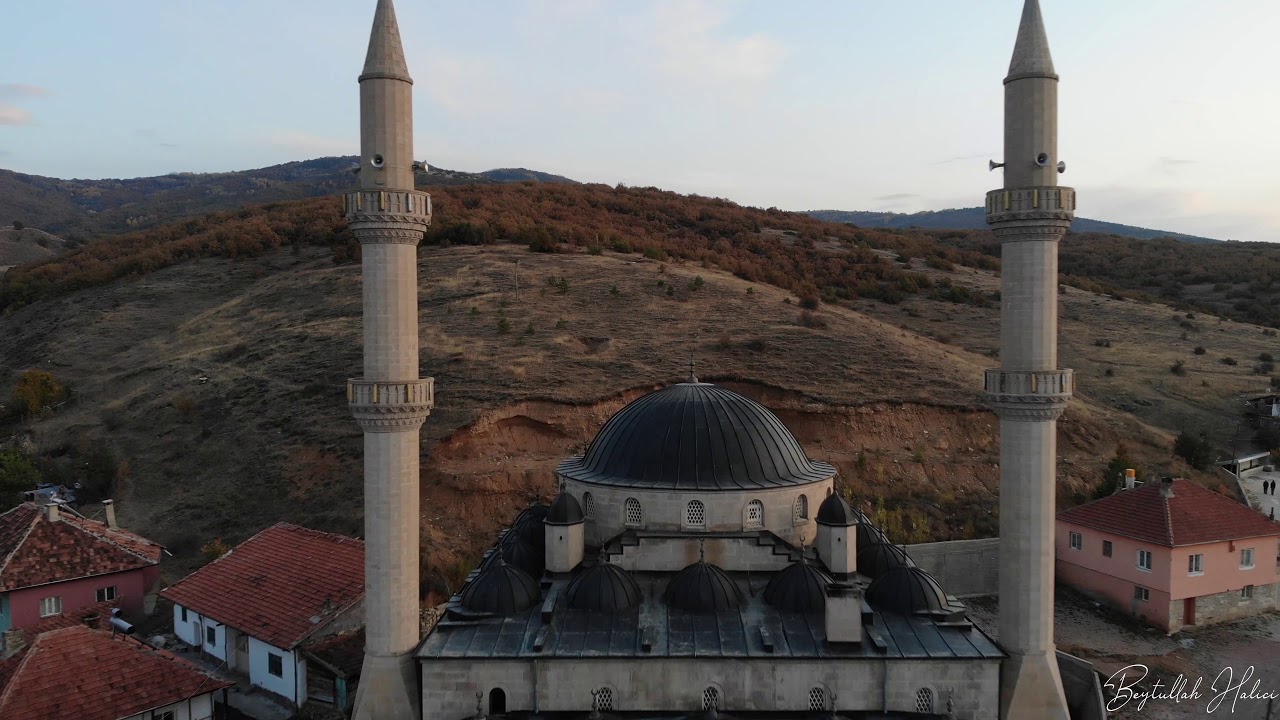 Yozgat ' ın Çayıralan ilçesine Bağlı Derekemal Köyü( 4K )