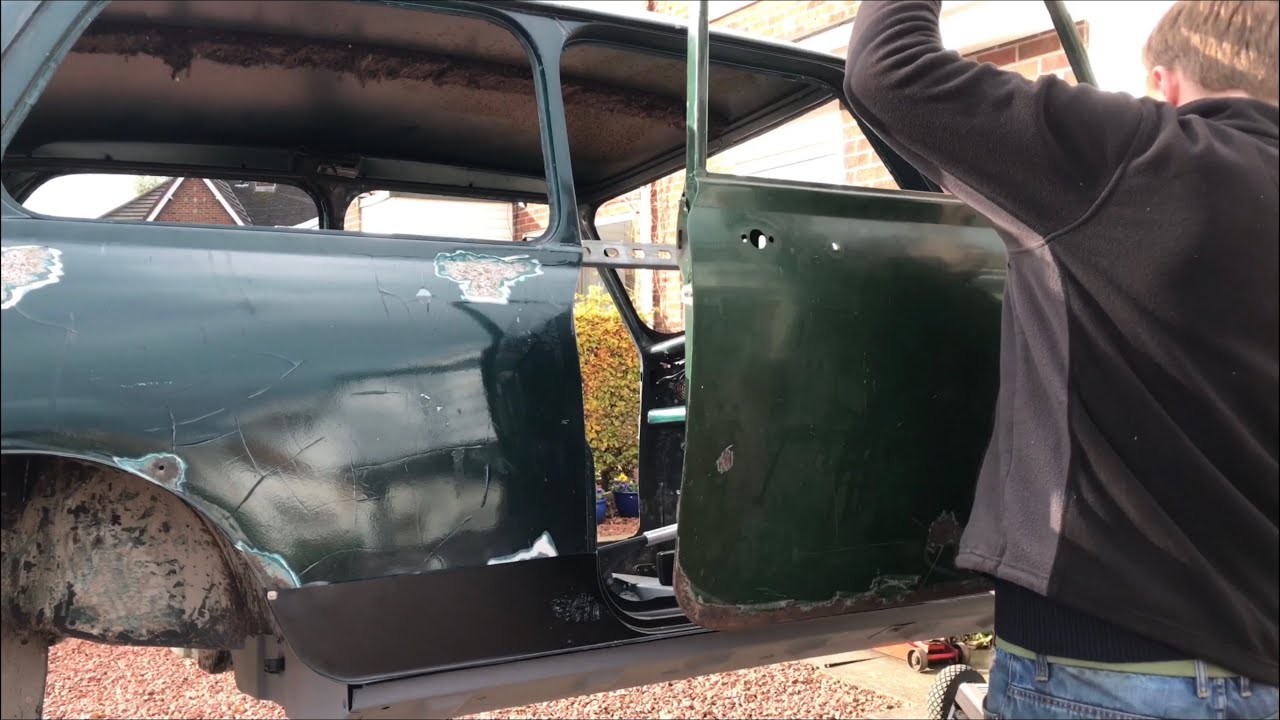 Classic Mini Mk1 Conversion - Mk1 door fitted FIRST TIME! - Part 8