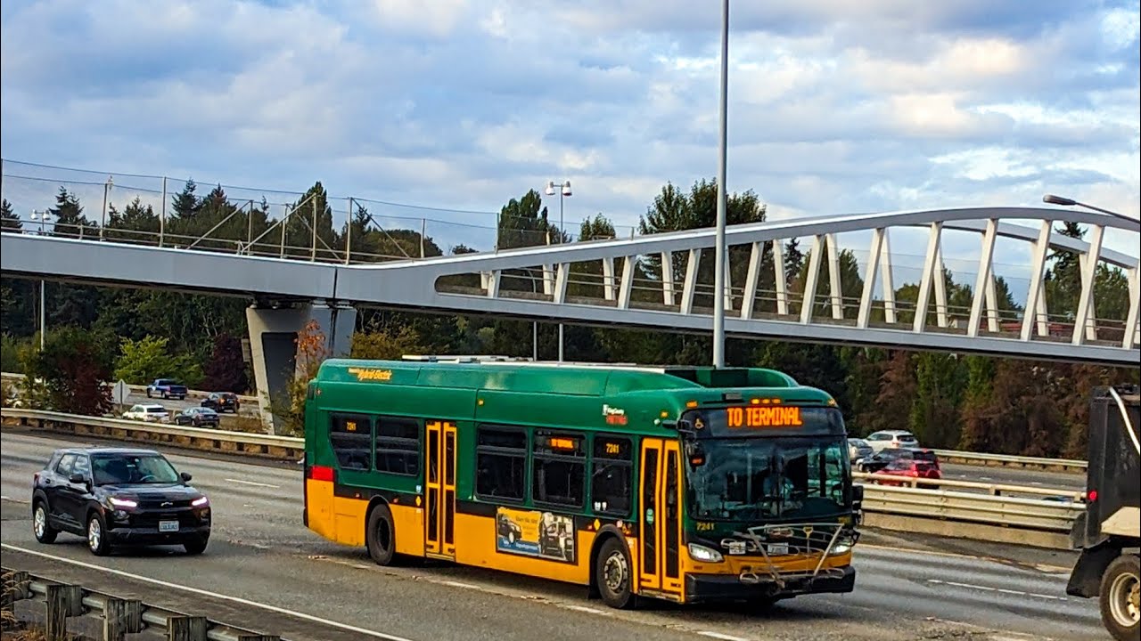 Ride on a King County Metro 2014 New Flyer XDE40 #7241 