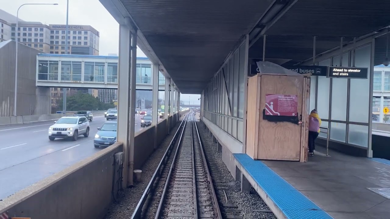 CTA blue line ride rear view from O’Hare to Clark/Lake