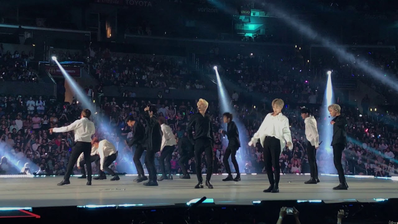 [KCON LA 2017] SEVENTEEN Rock 170819 Fancam