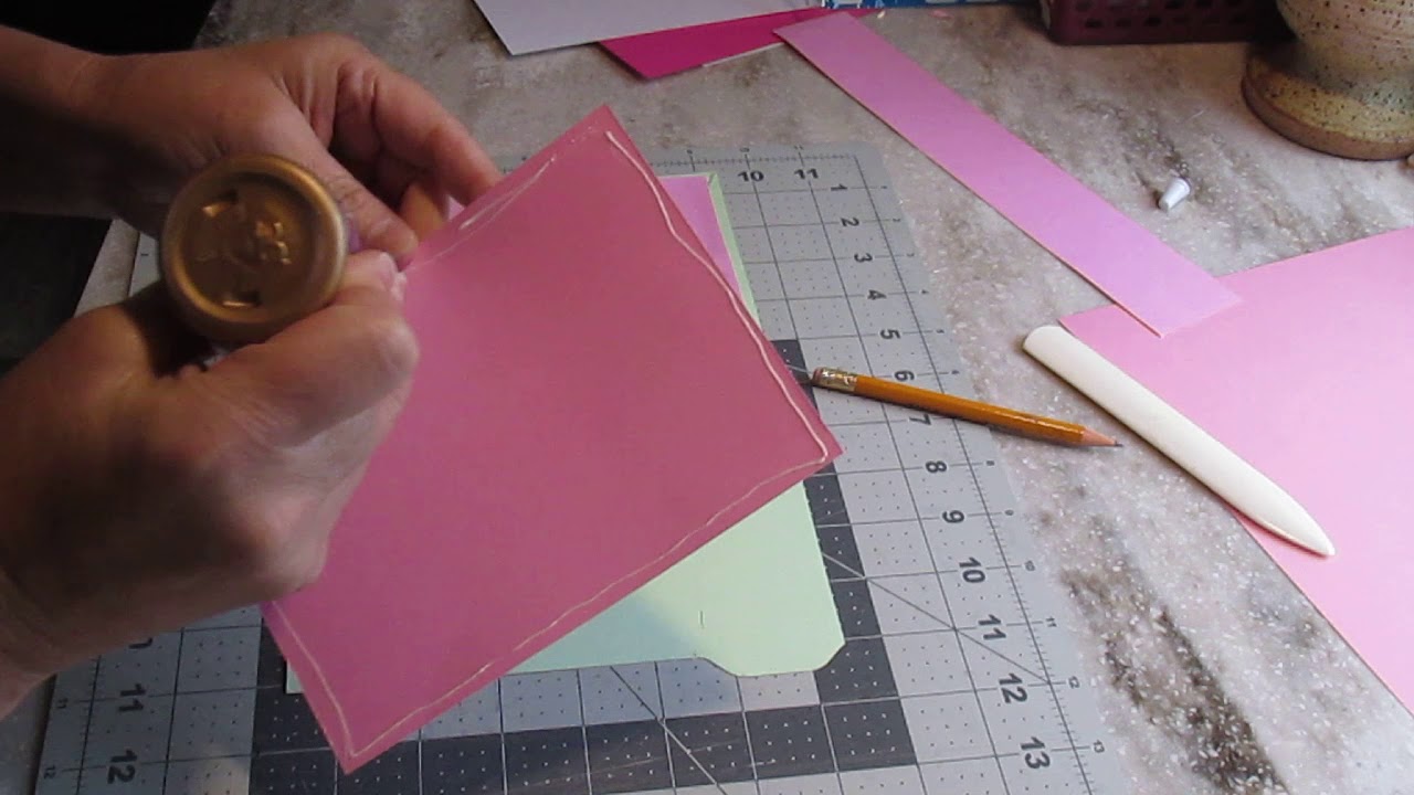Tuto Express | Comment Appliquer La Colle Adéquatement sur du Papier 176gr (65 lbs) | Scrapbooking