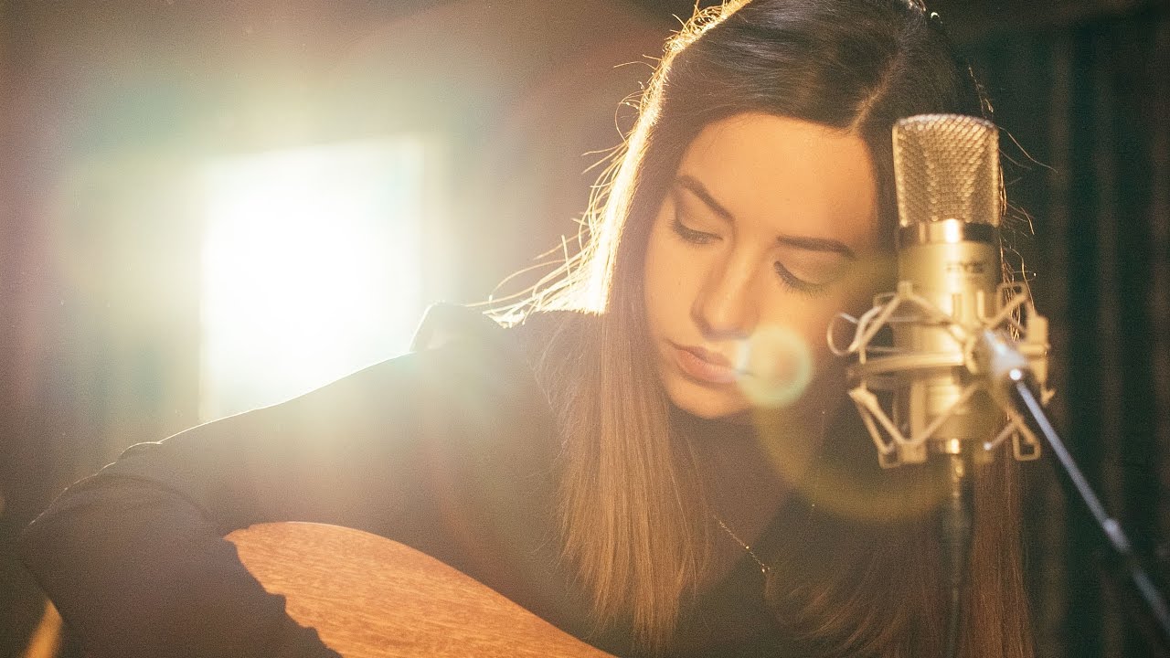 Majo Solis - De Gracia En Gracia (Grace to Grace) - Hillsong Worship Cover En Español