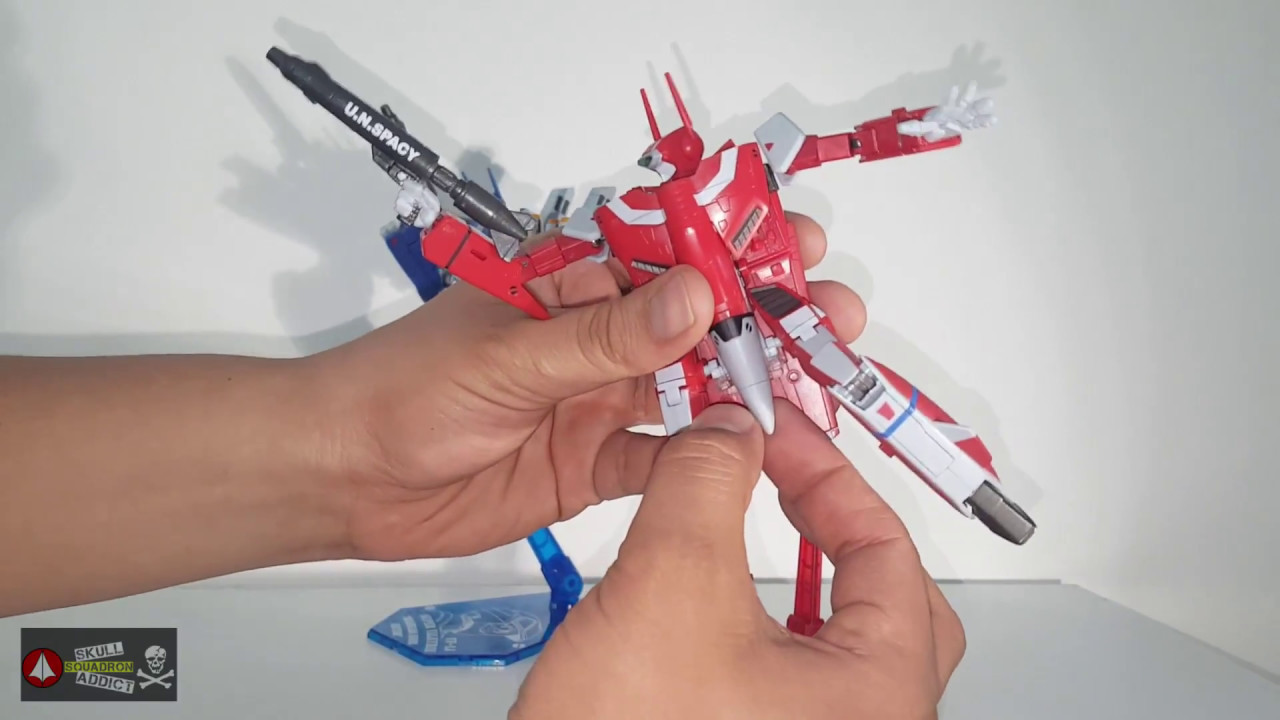 REVIEW HI-METALR VF-1J SUPER VALKYRIE MILIA