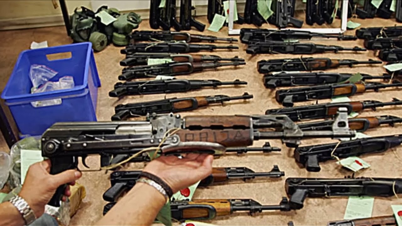 Trafic d'Armes : Les Kalachnikovs qui Gangrènent les Cités