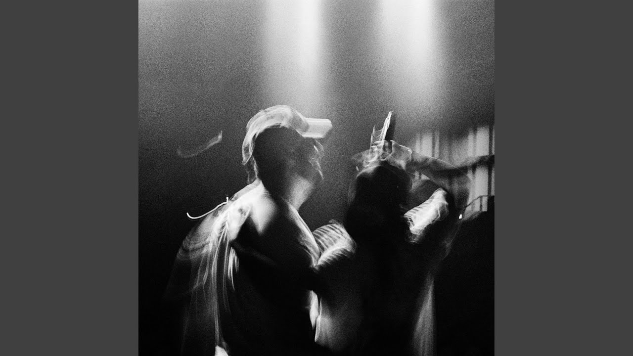 Moneyfeen (feat. Souly)