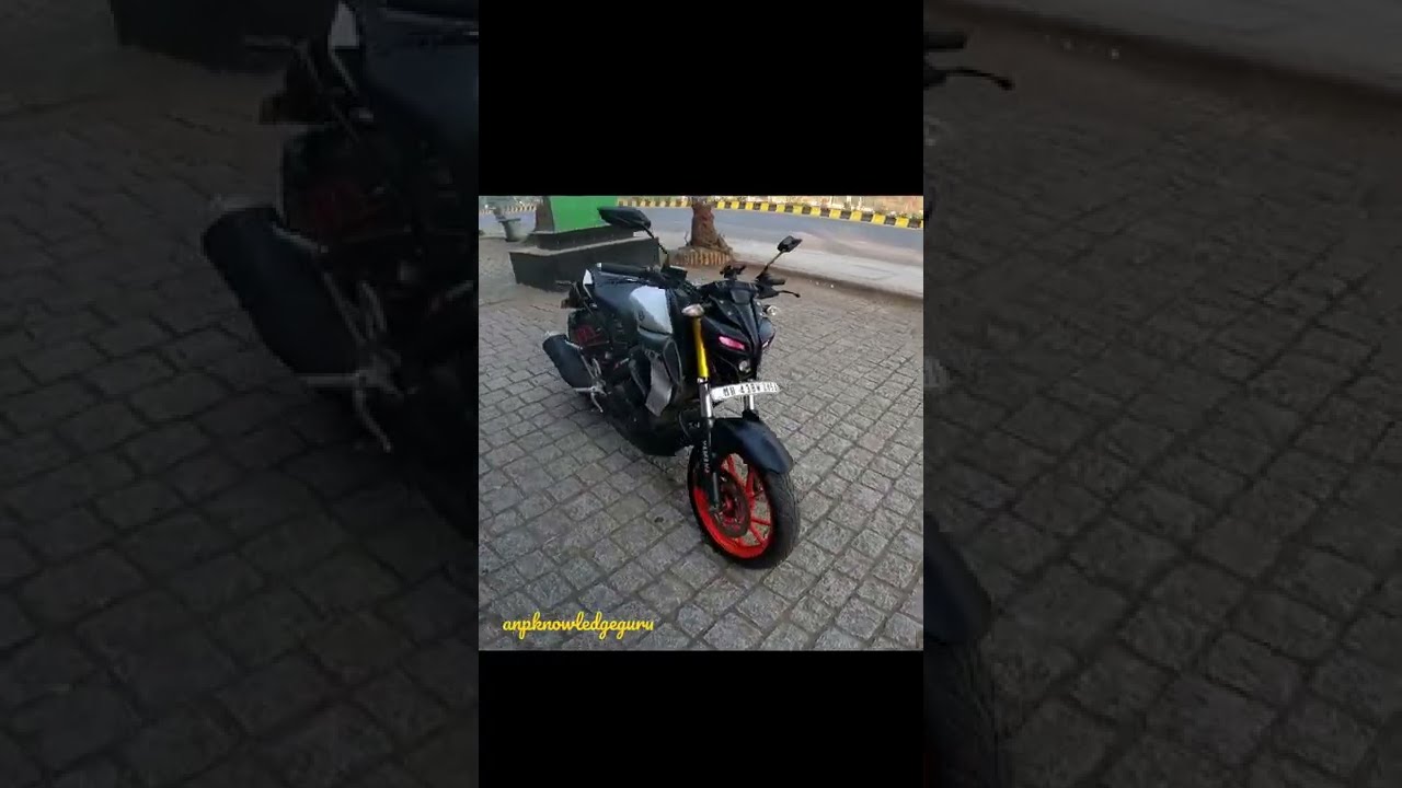 little Monster Yamaha MT15 looks very beautiful 😍