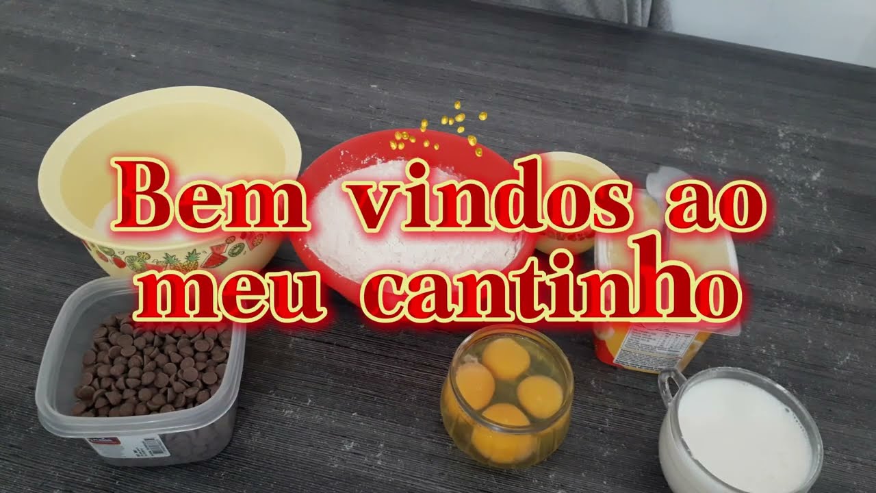 cuque (bolo) com gotas de chocolate