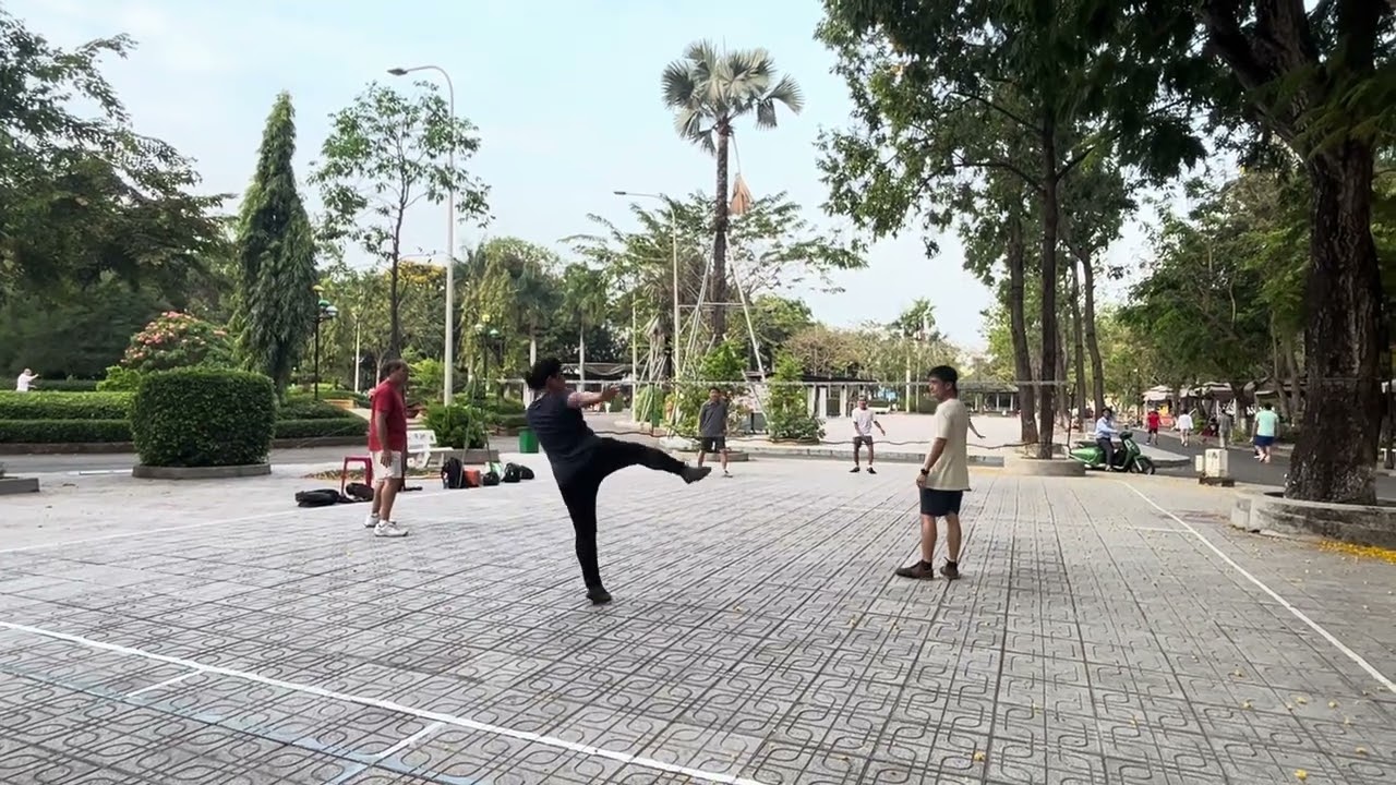 CF