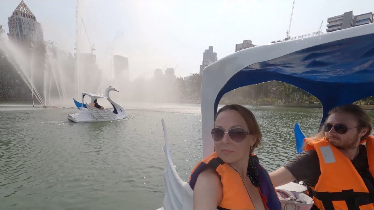 Thailand. Lumpini park, Bangkok - Swan boat - 6 февраля 2023
