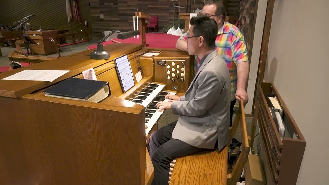 Geoffrey Liu plays Toccata on "O Filii et Filiae", by Lynnwood Farnam