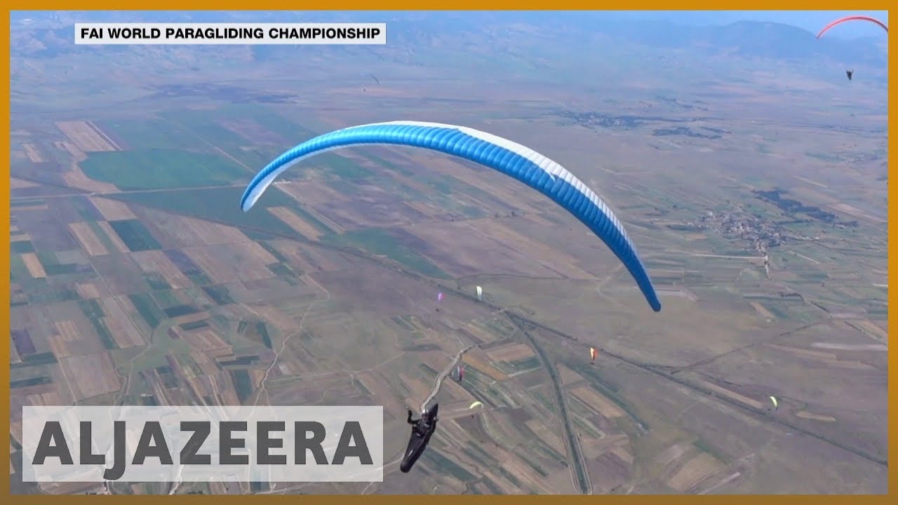 Paragliding world champs: 150 pilots compete for titles