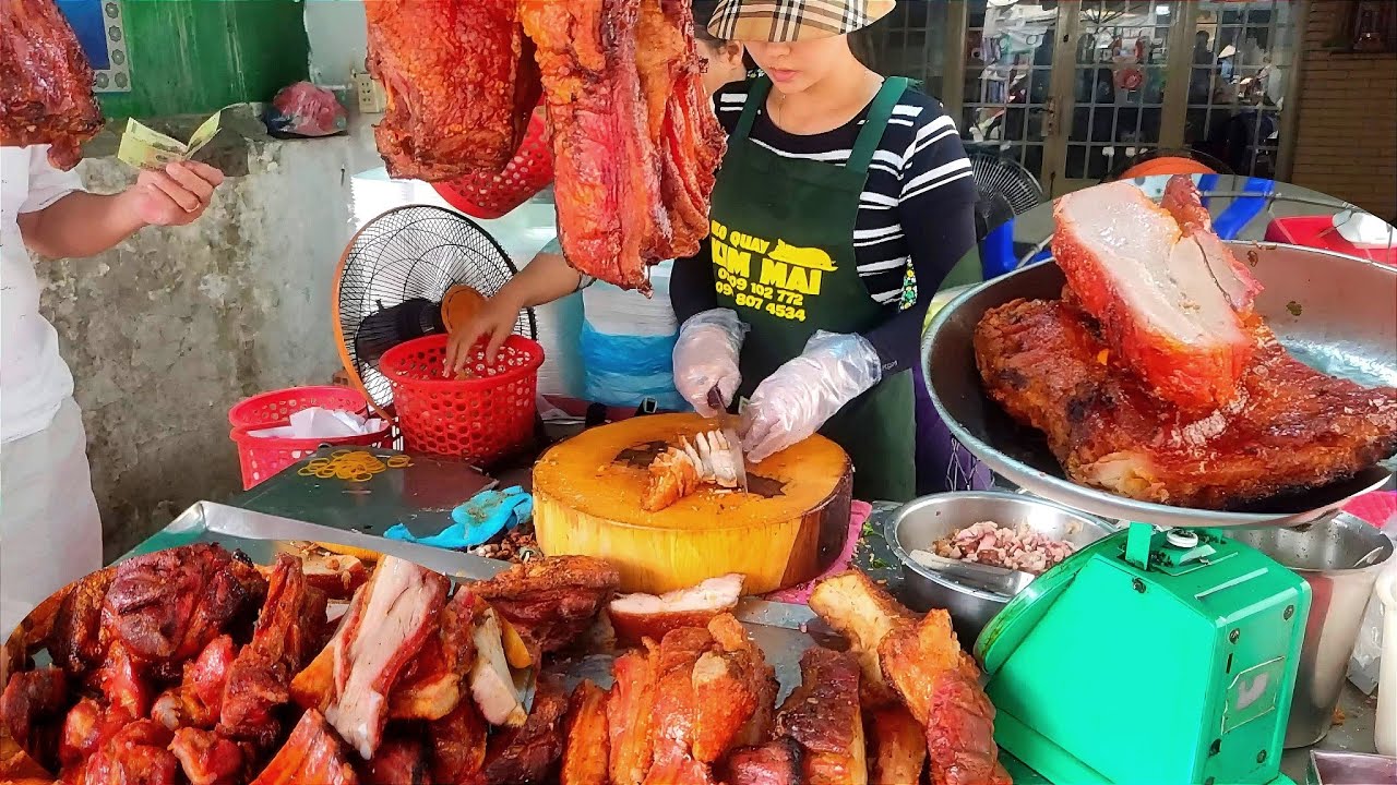 Amazing Speed roast pork chopping skills! Vietnamese Street Food