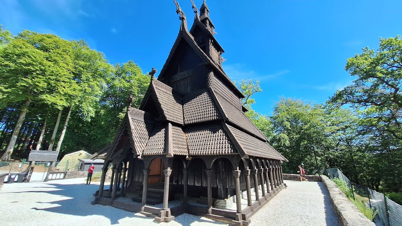 Stavkirke de Fantoft